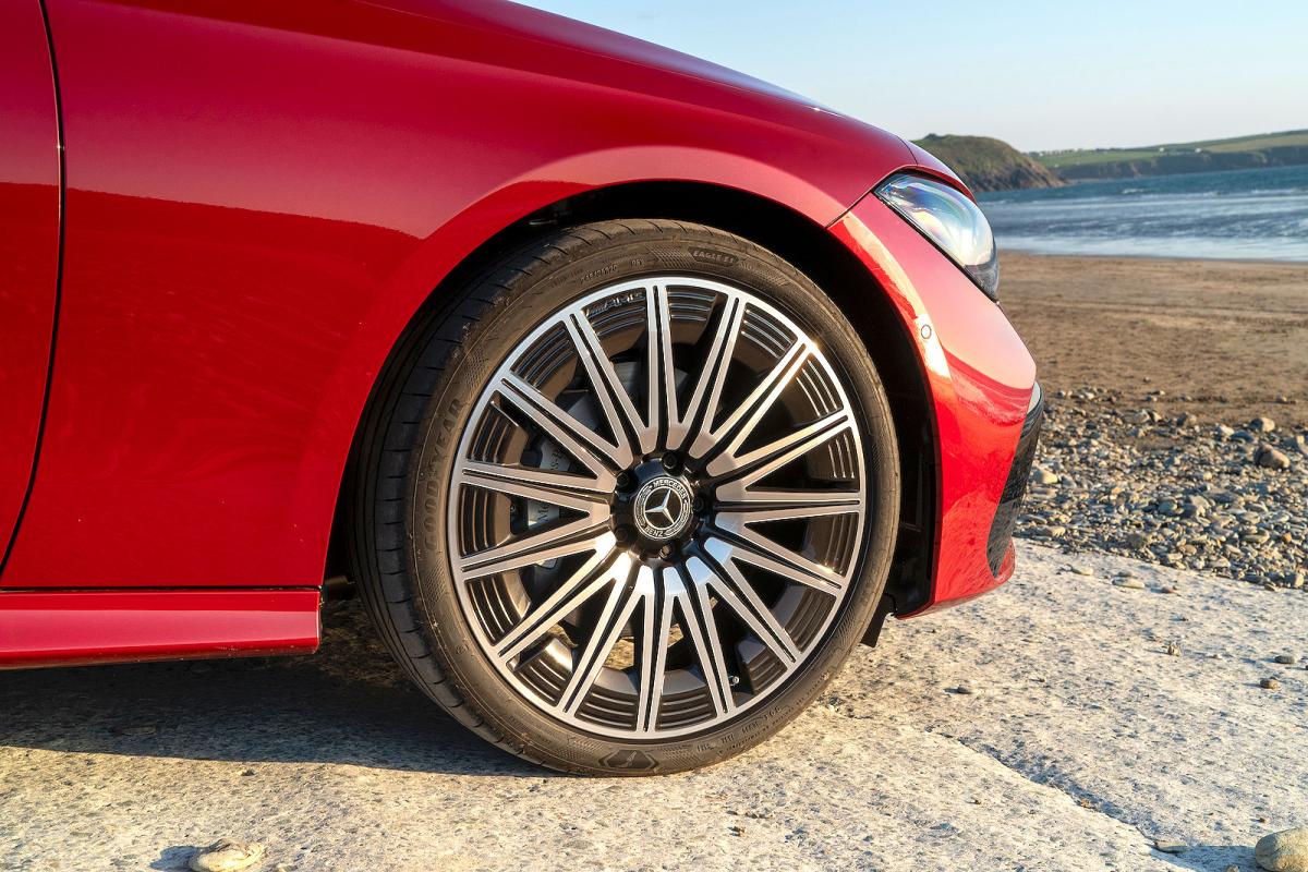 Mercedes CLE Cabriolet alloy wheel