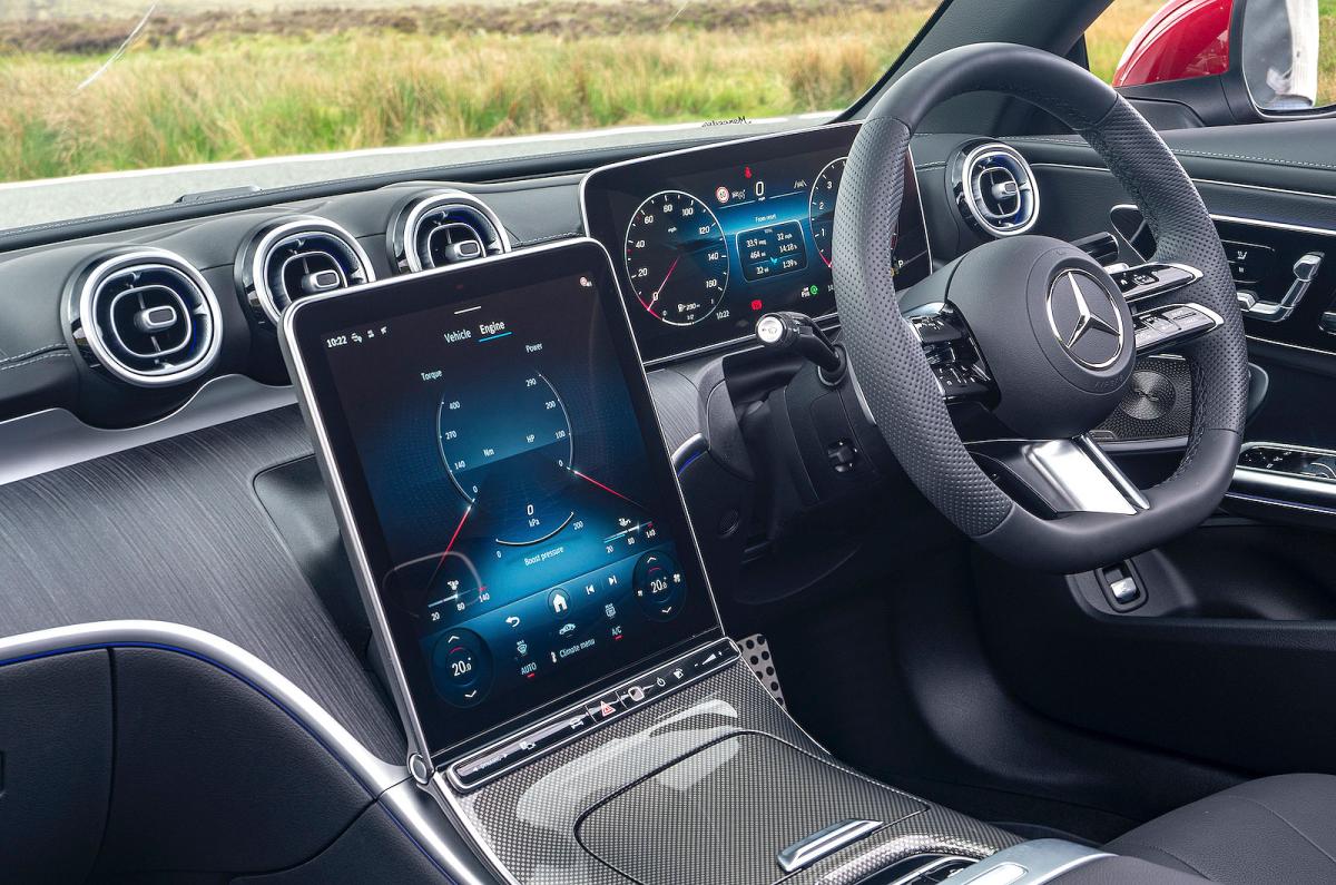 Mercedes CLE Cabriolet steering wheel and screens
