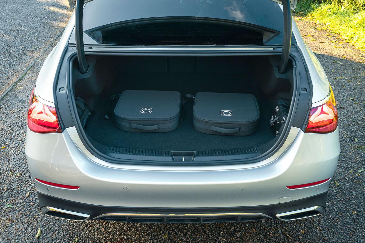 Mercedes E-Class boot open