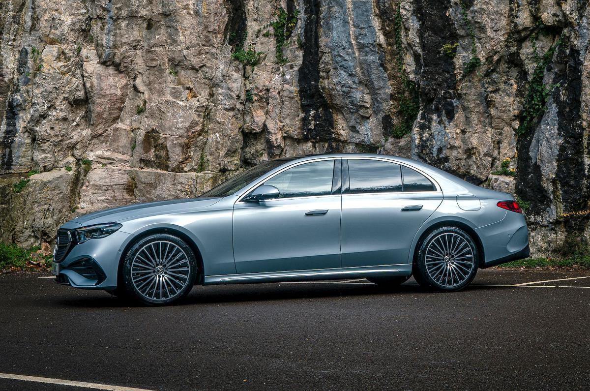 Mercedes E-Class left static