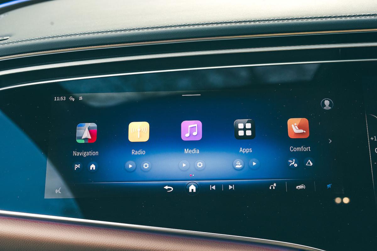 Mercedes E-Class Estate infotainment touchscreen