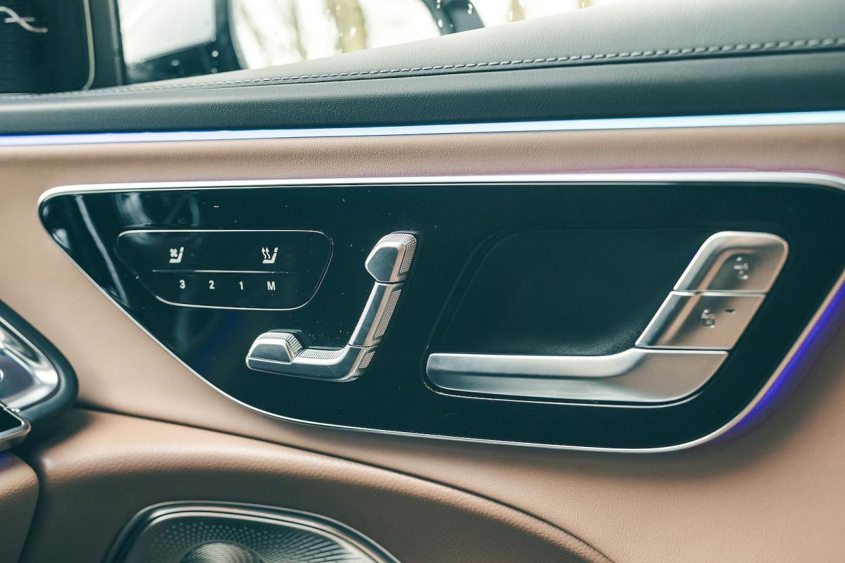 Mercedes E-Class Estate seat controls