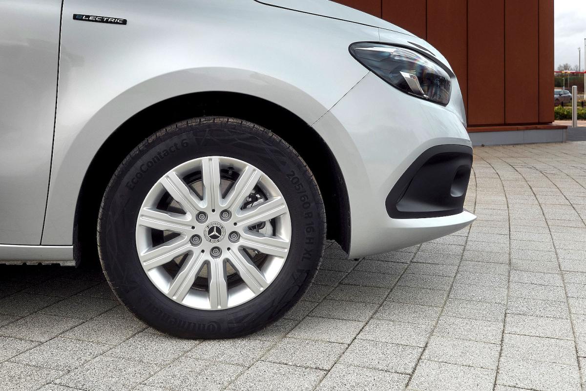 Mercedes eCitan alloy wheel detail