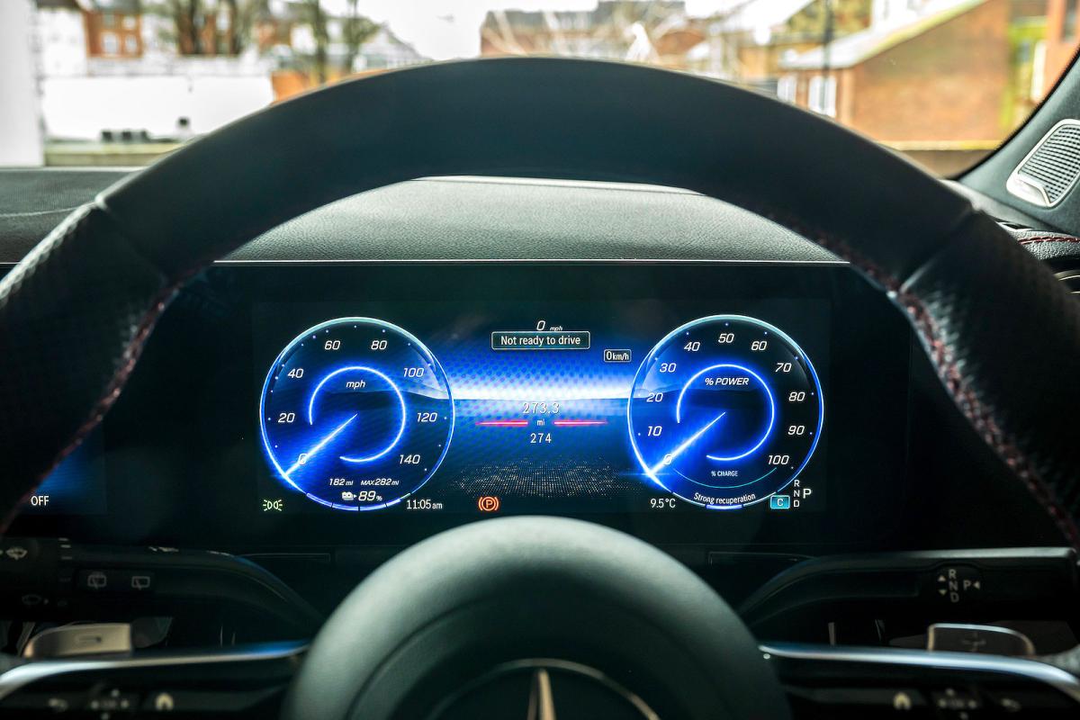 Mercedes EQA interior driver display