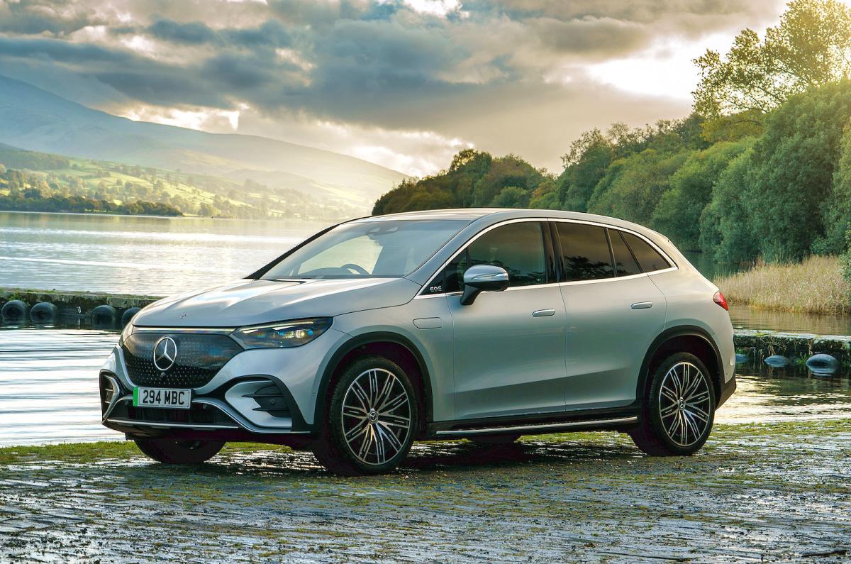 Mercedes EQE SUV front left static