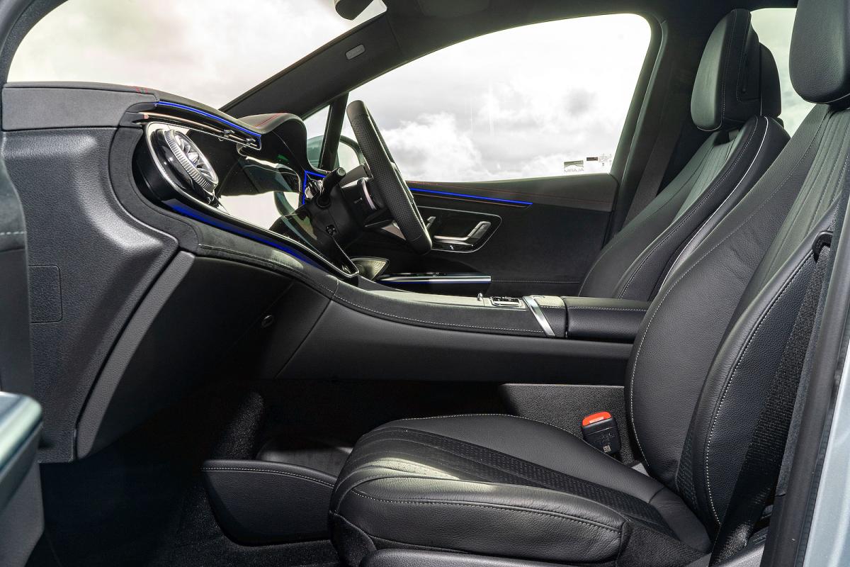 Mercedes EQE SUV interior front seats
