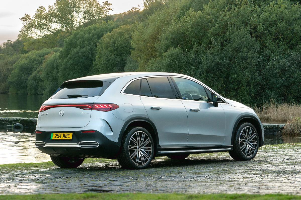 Mercedes EQE SUV rear right static