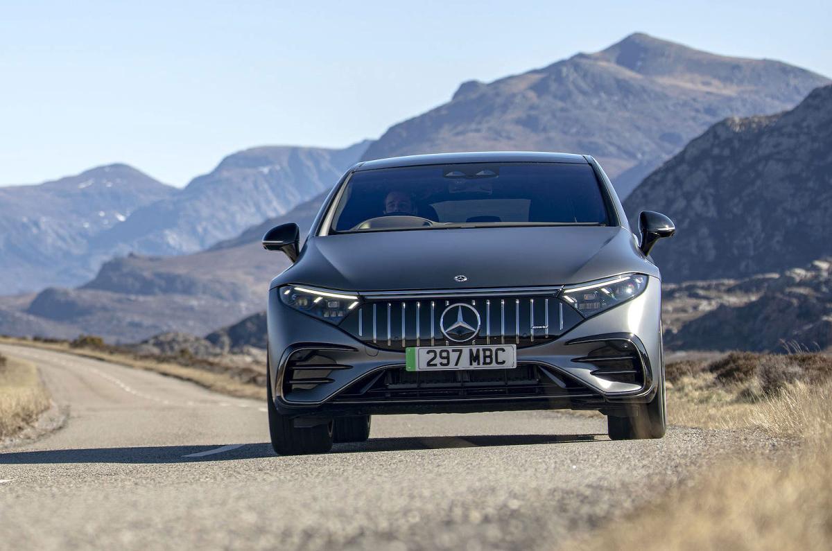 Mercedes EQS front cornering