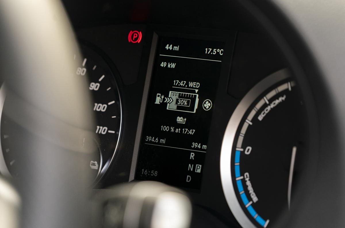 Mercedes eVito driver's display