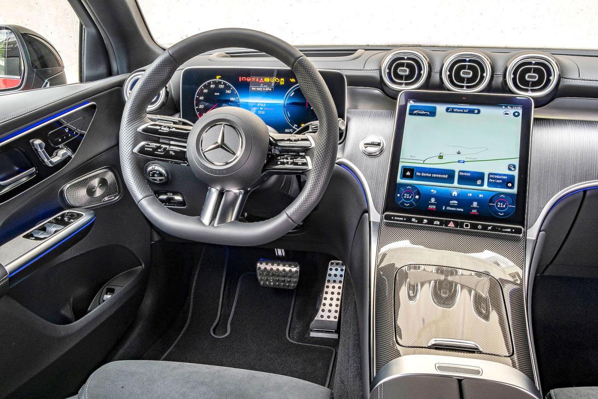Mercedes GLC Coupé interior dashboard