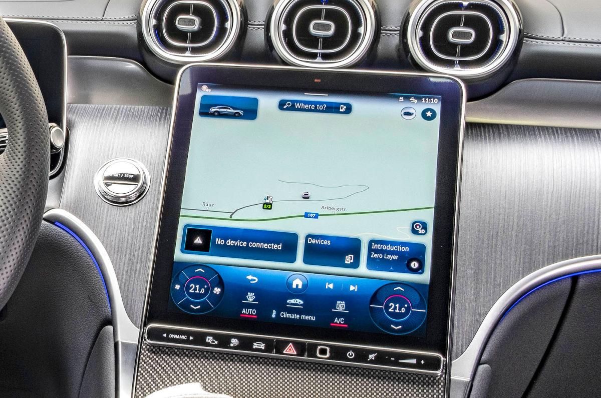 Mercedes GLC Coupé interior infotainment