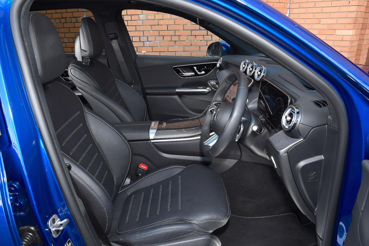 Mercedes GLC interior front seats