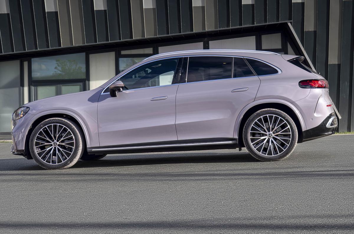 Mercedes GLC Electric static side