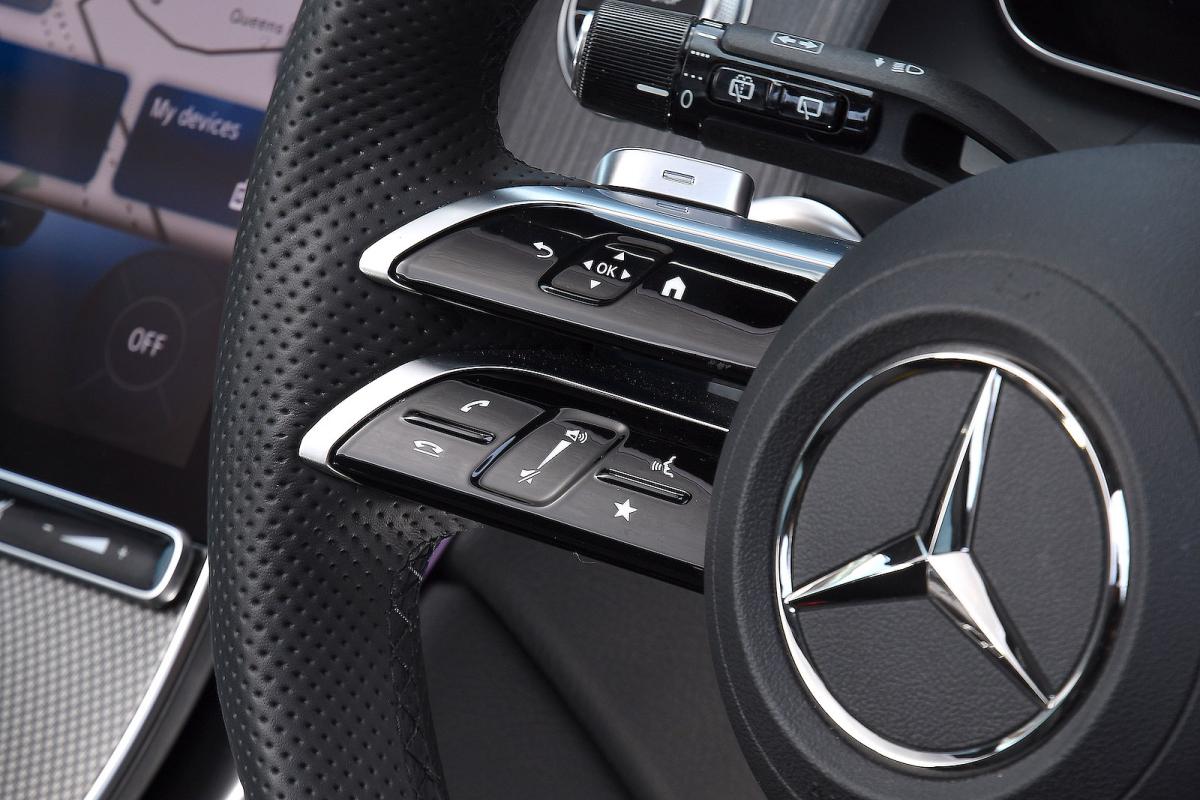 Mercedes GLC interior steering wheel detail