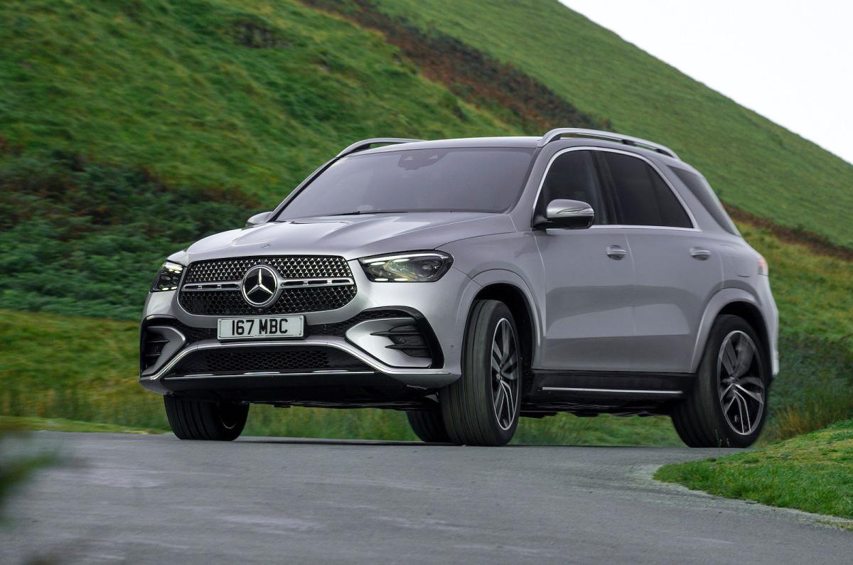 Mercedes GLE front cornering