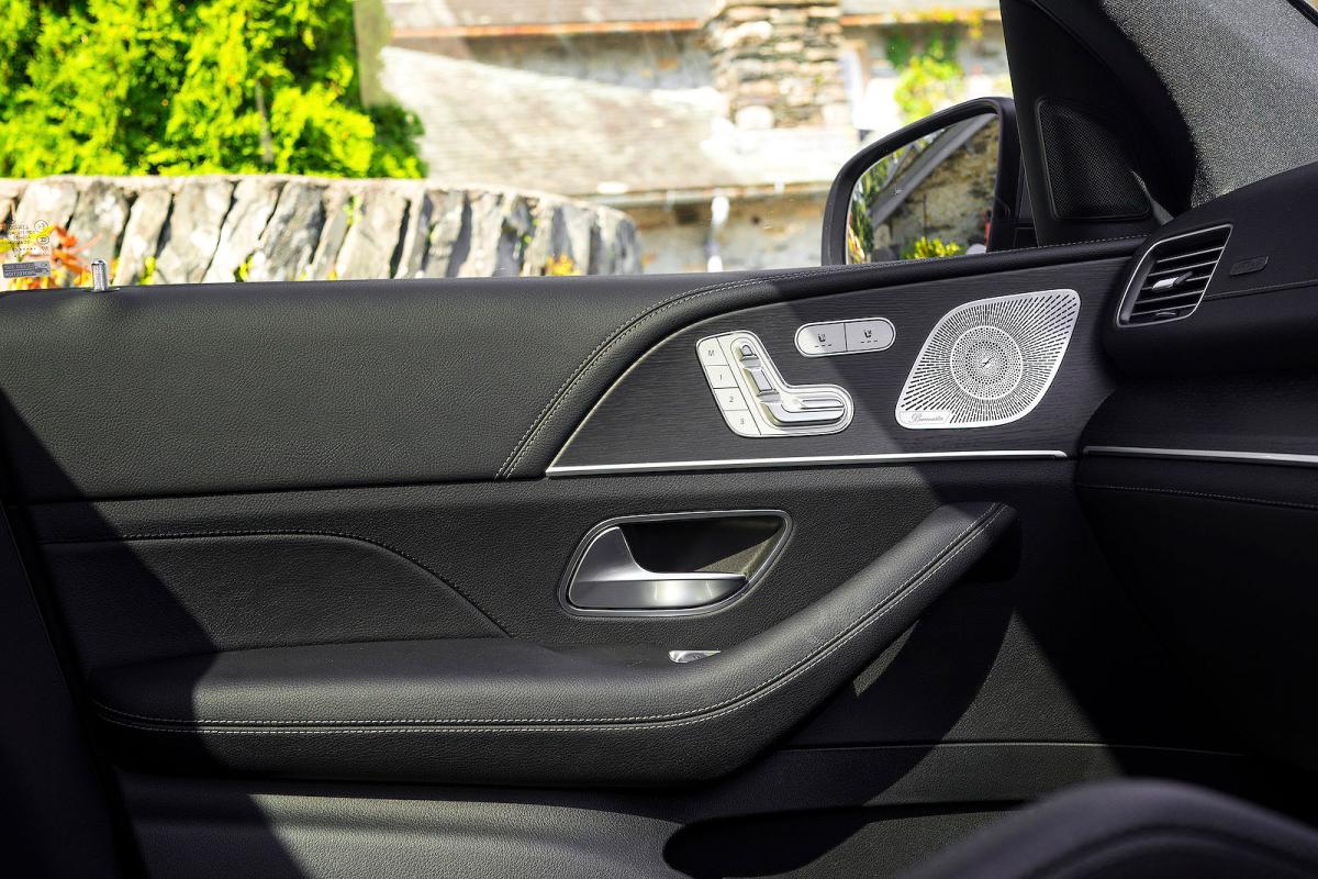 Mercedes GLE interior detail