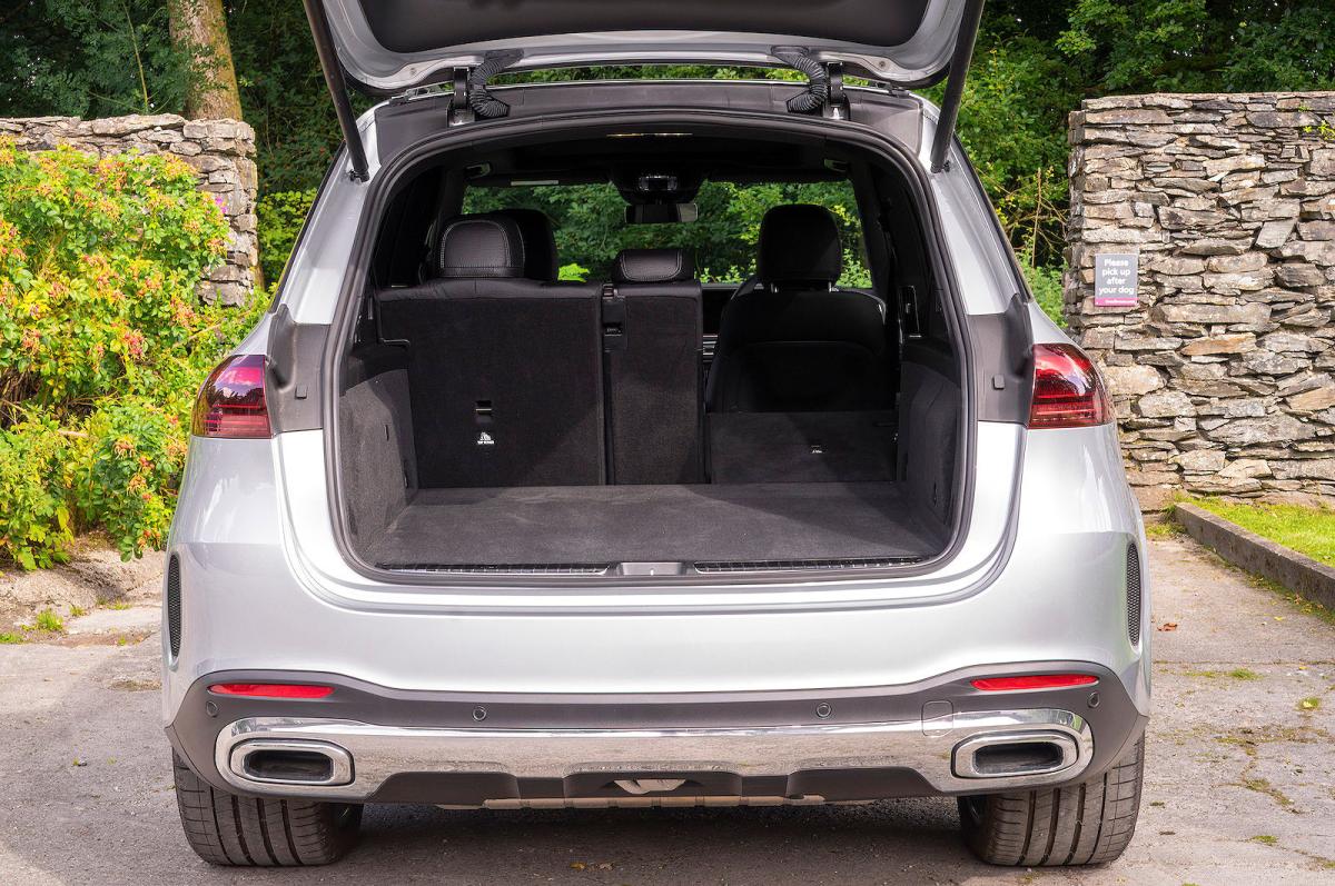 Mercedes GLE rear static boot open