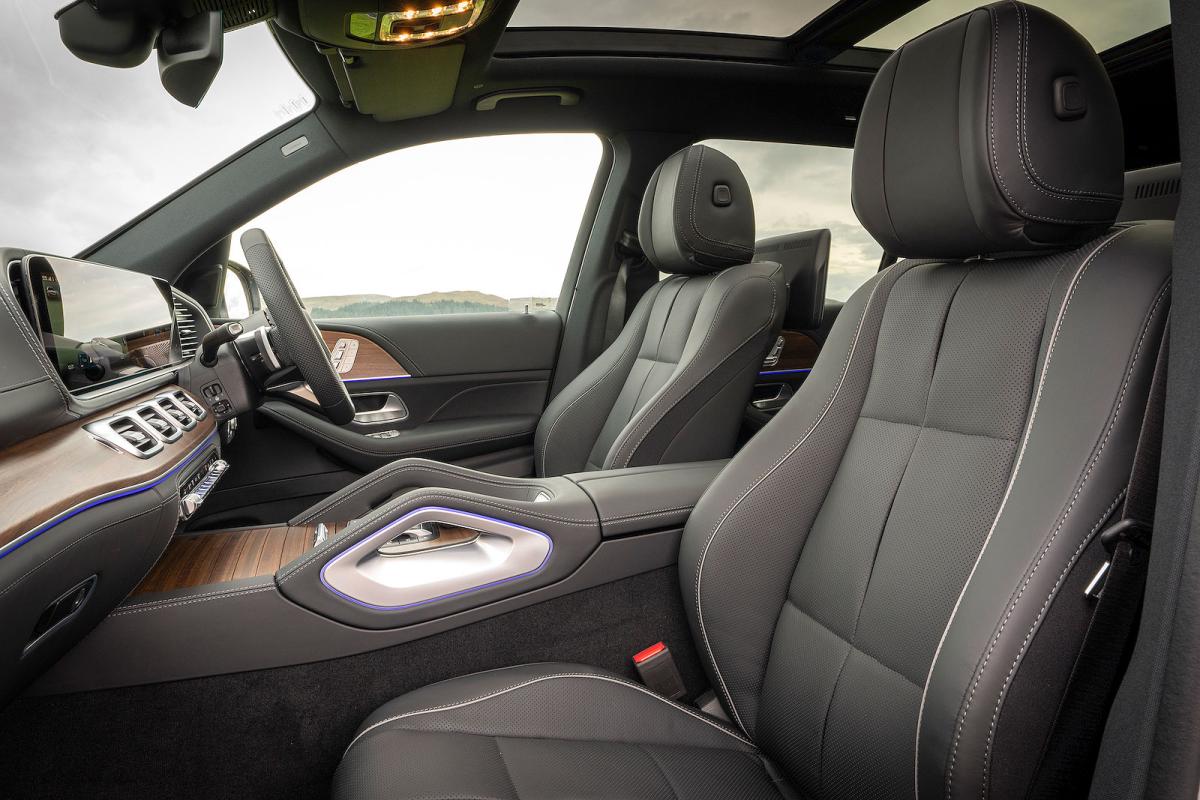Mercedes GLS interior front seats
