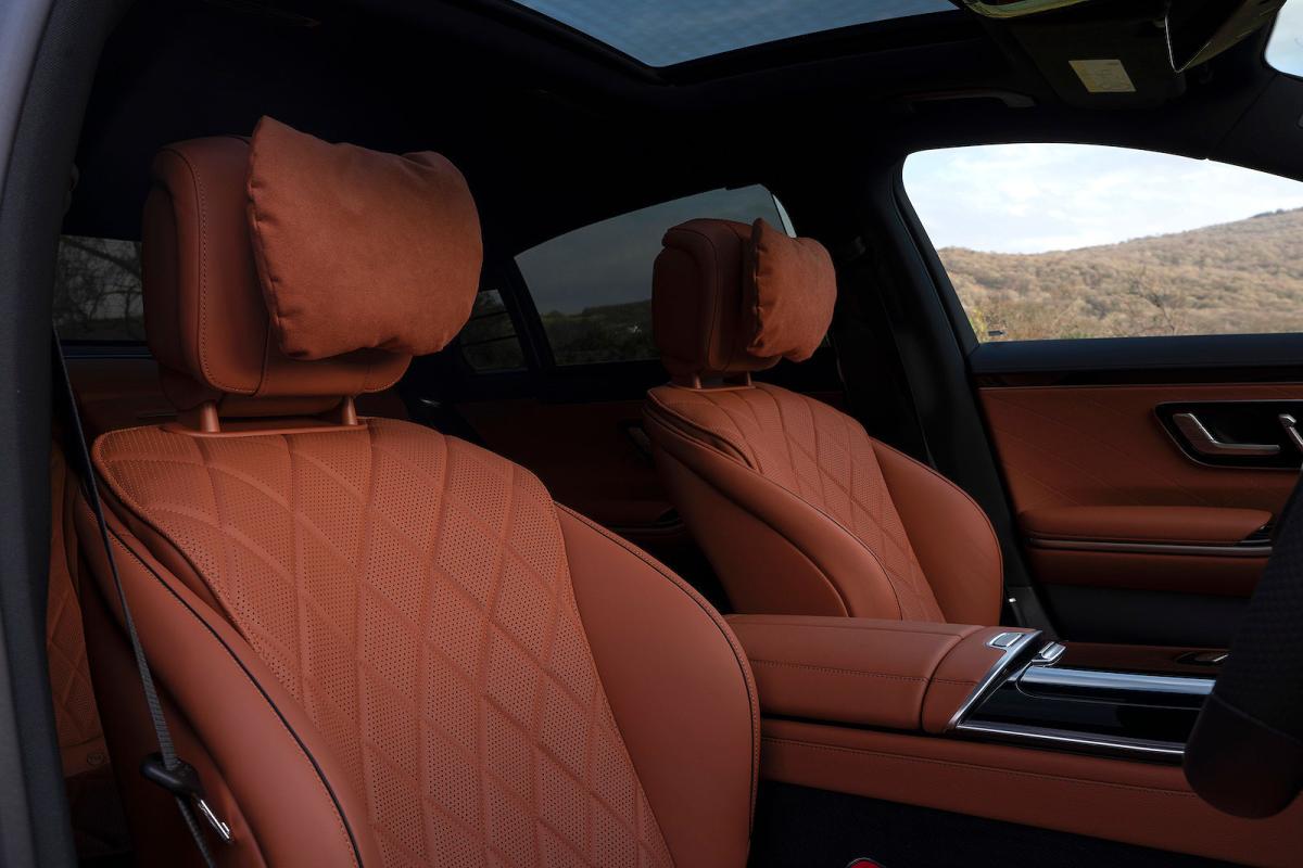 Mercedes S-Class front seats