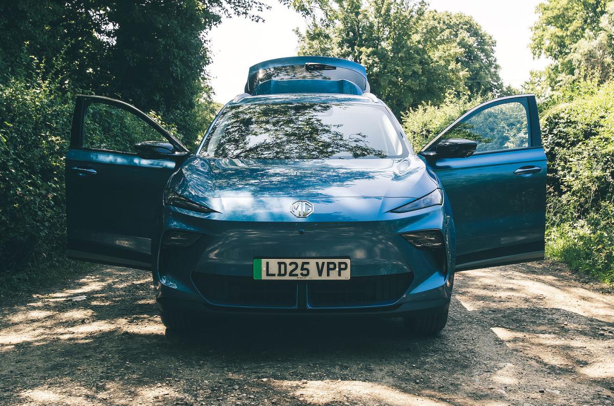 MG S5 EV front static