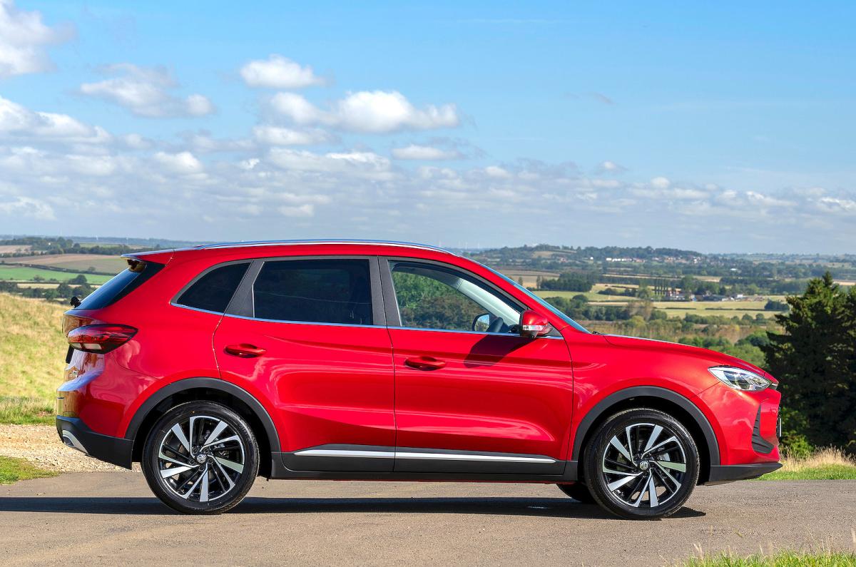 MG ZS Hybrid right static