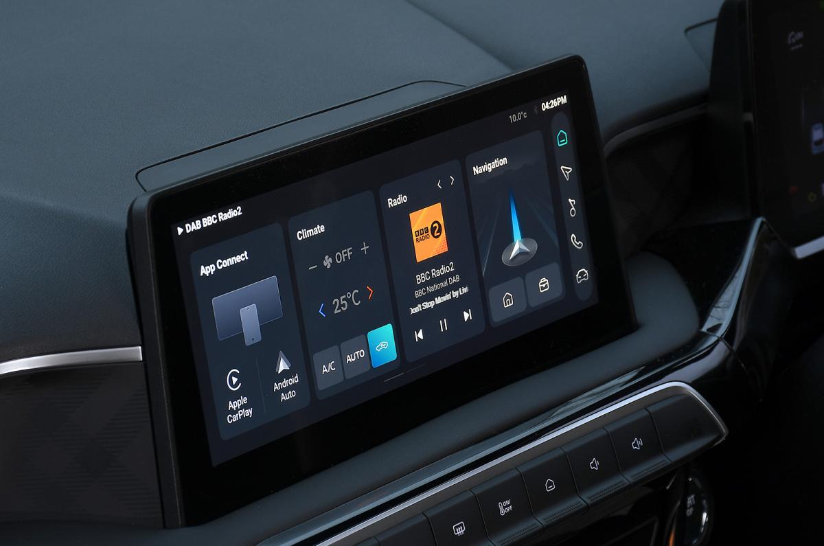 MG3 touchscreen