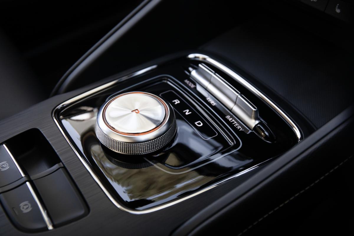 MG ZS EV interior detail