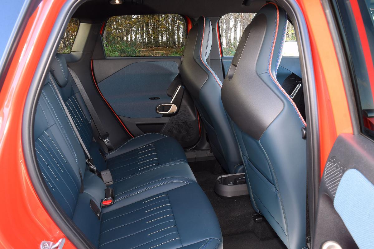Mini Aceman back seats