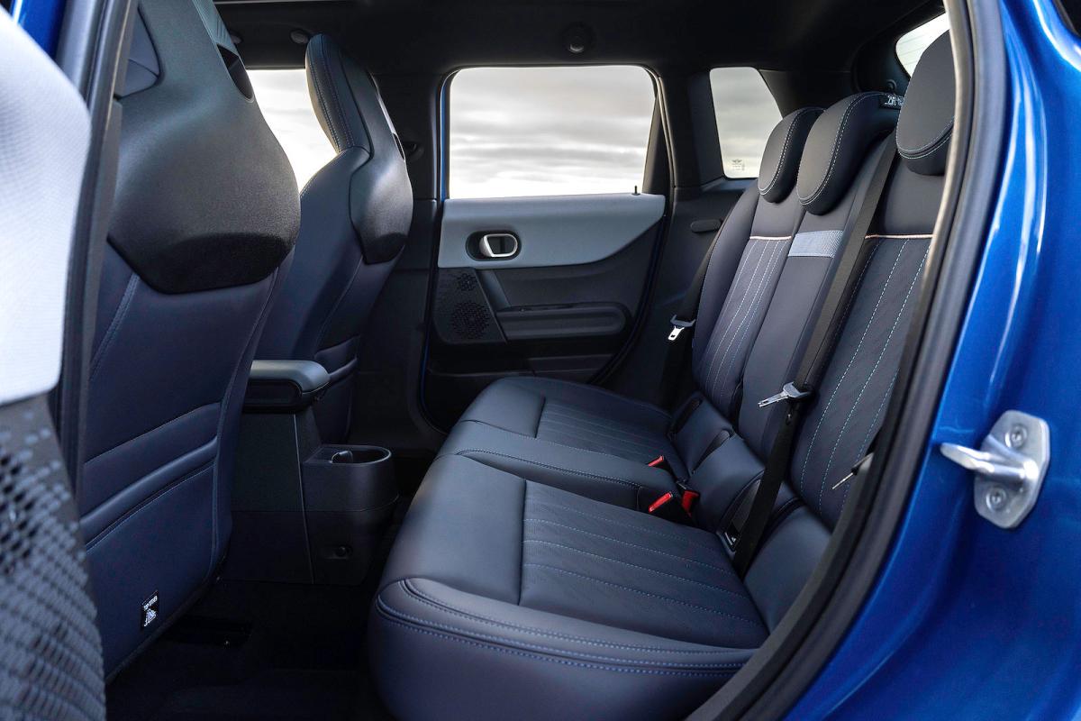Mini Cooper 5 Door back seats