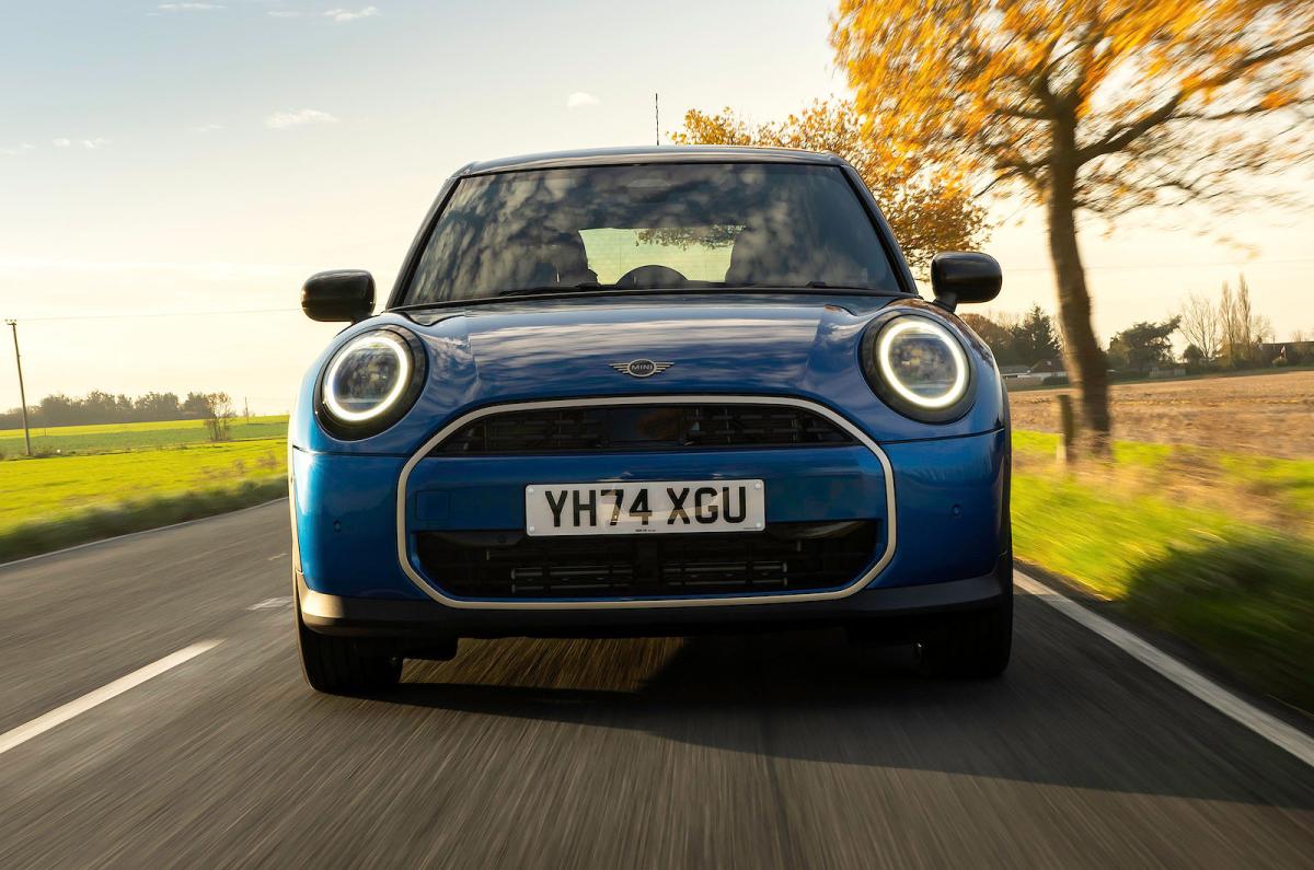 Mini Cooper 5 Door front driving