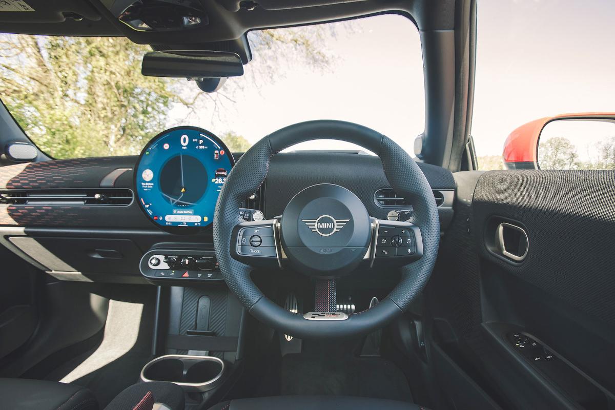 Mini Cooper JCW dashboard