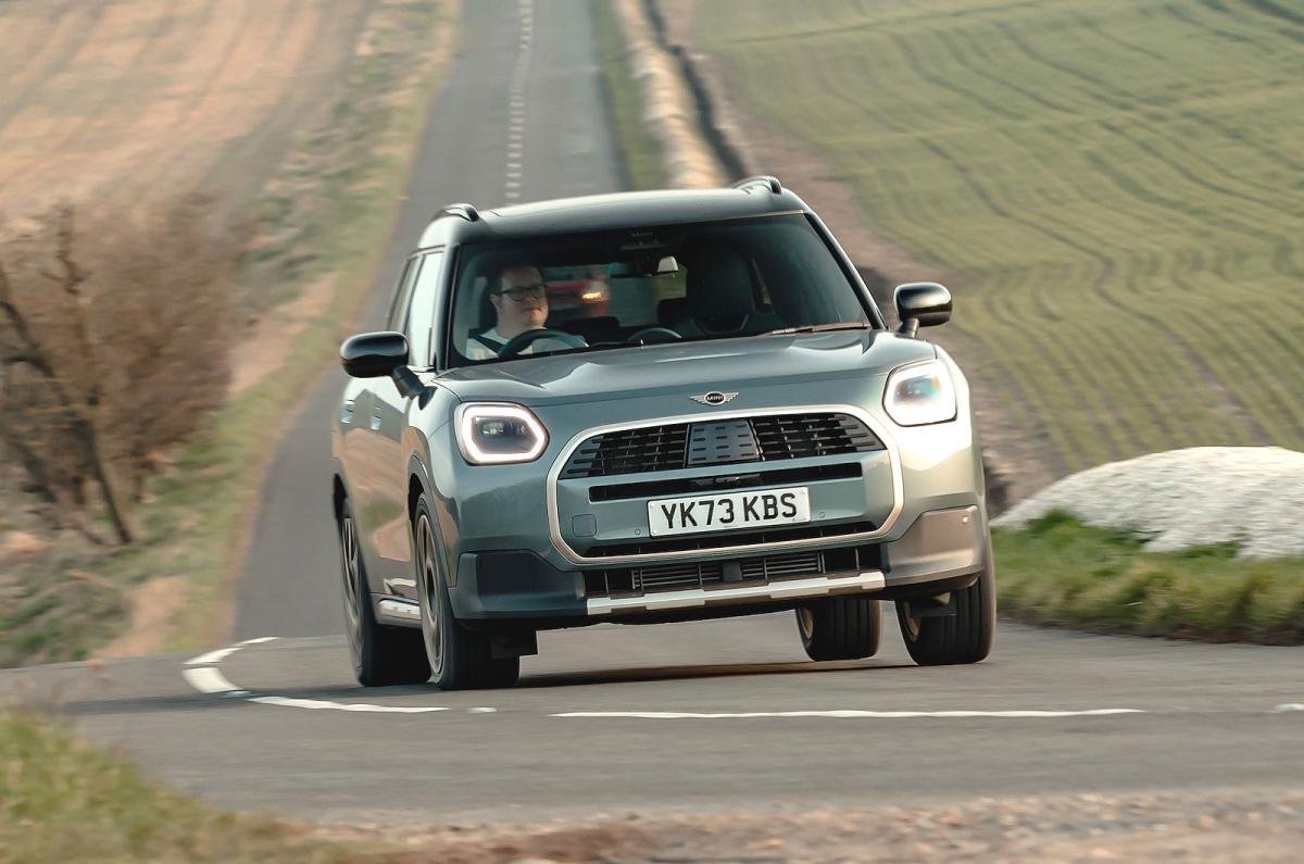 Mini Countryman front cornering