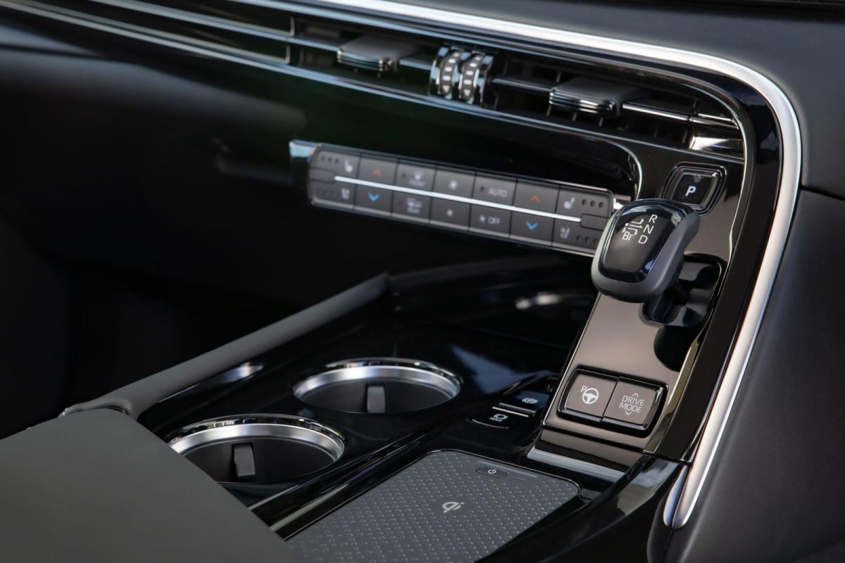 Toyota Mirai 2021 interior detail