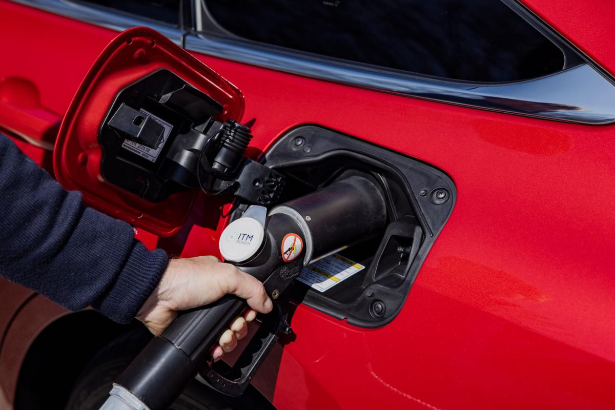 Toyota Mirai 2021 filling pump detail