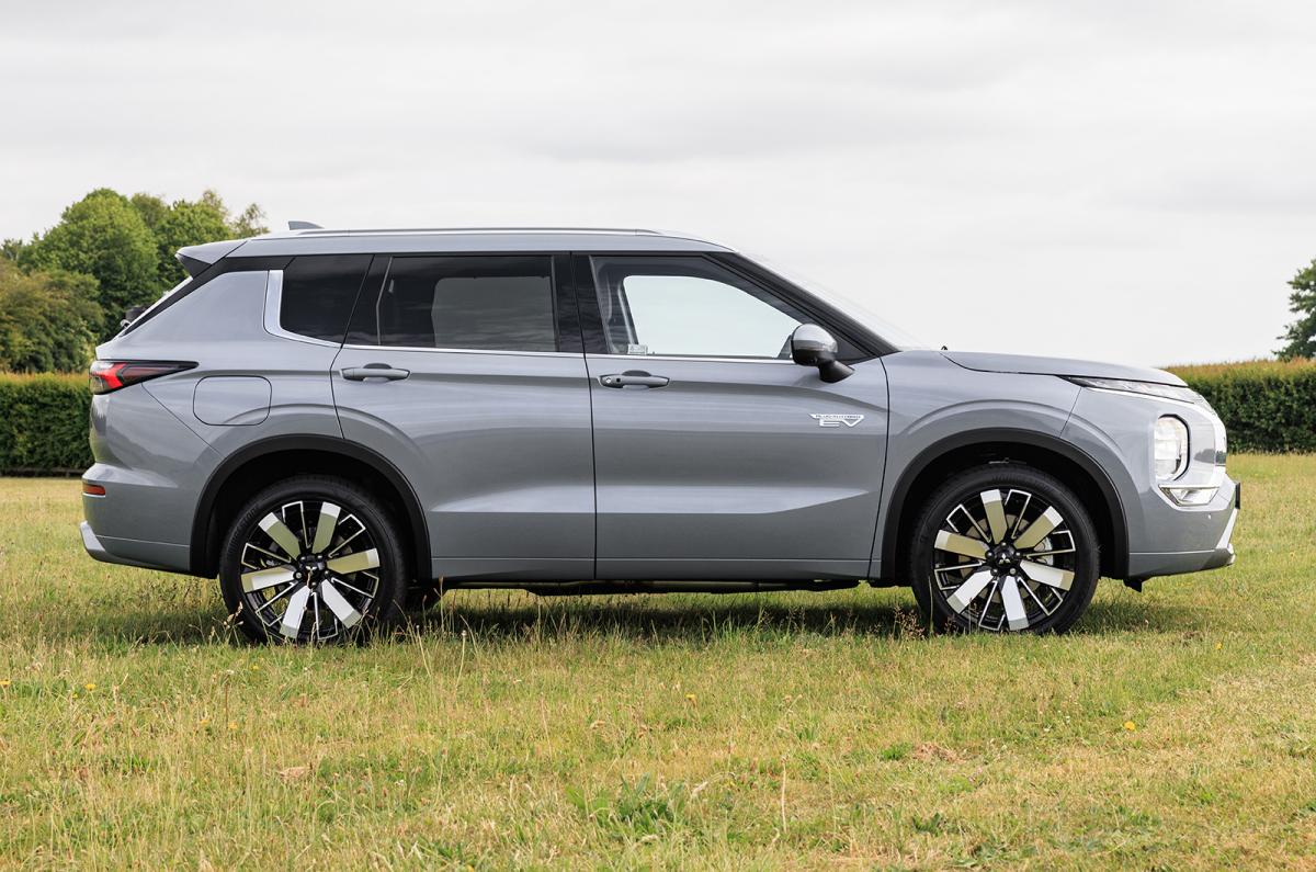 Mitsubishi Outlander PHEV static side