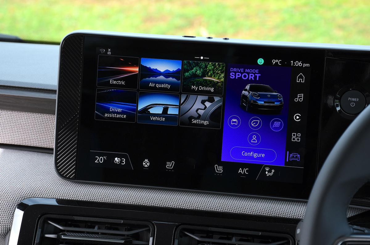 Nissan Micra touchscreen