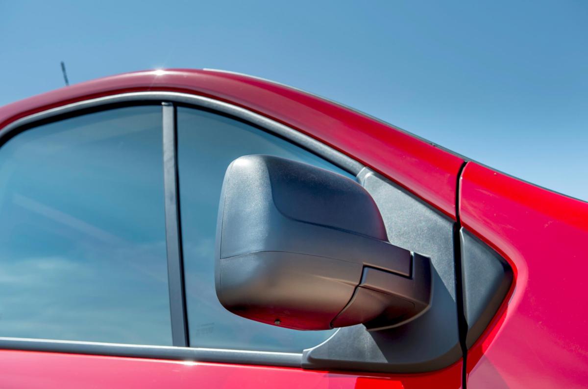 Nissan NV300 van wing mirror