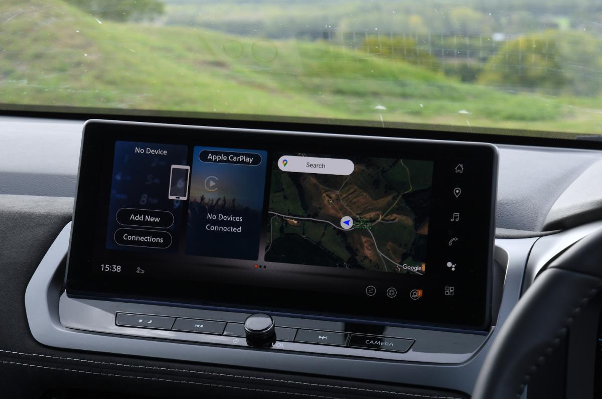 Nissan Qashqai touchscreen