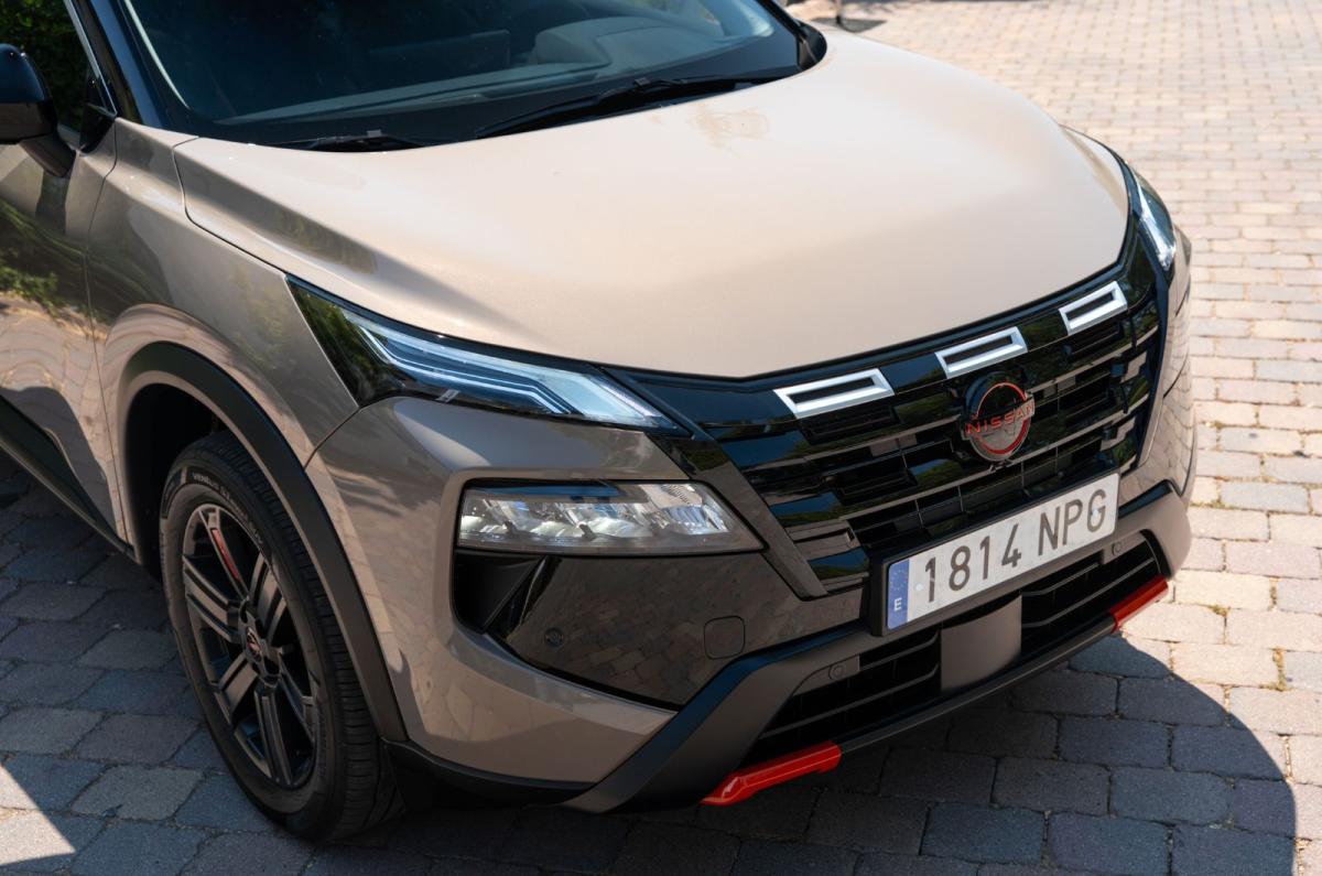 Nissan X-Trail exterior details