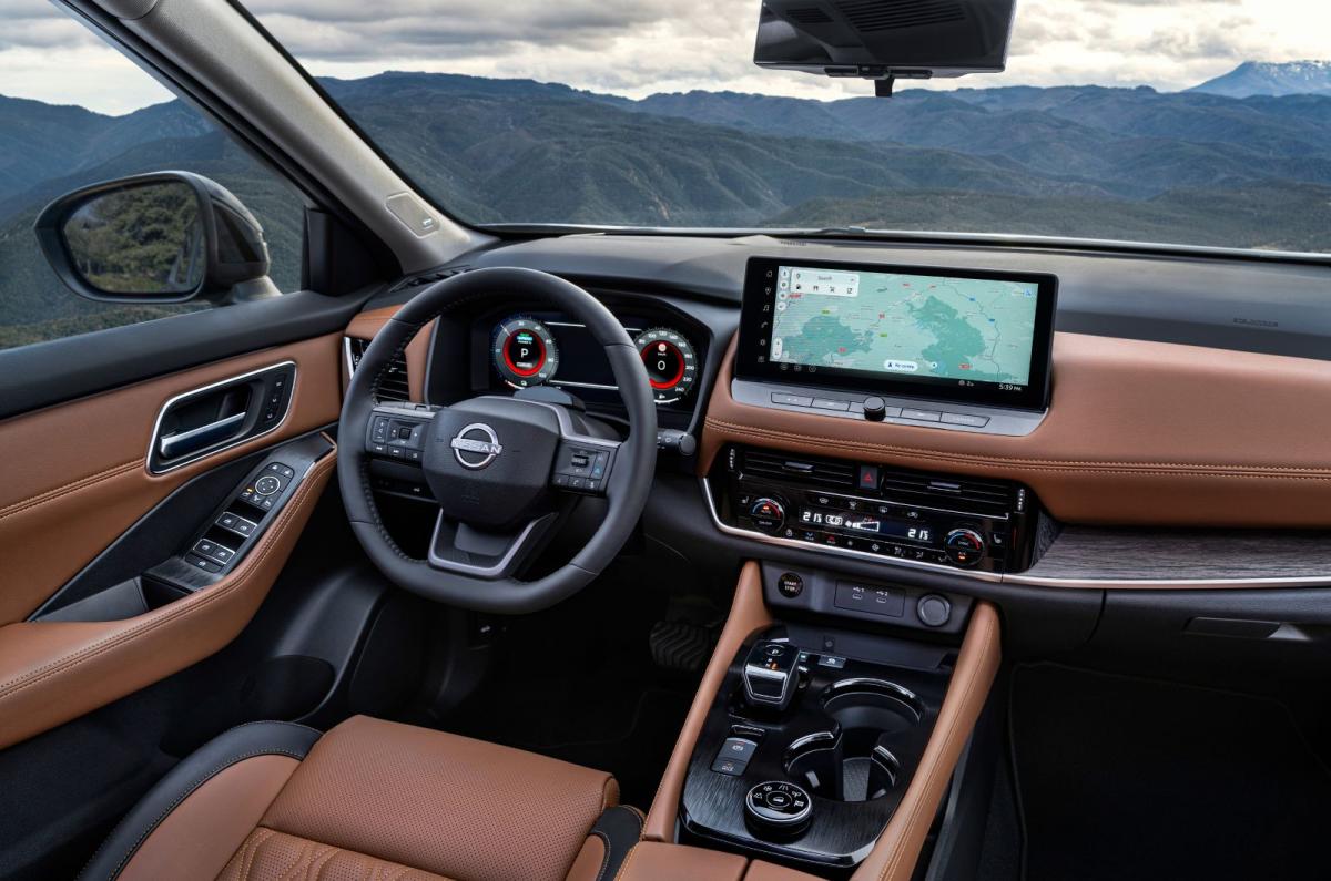 Nissan X-Trail interior