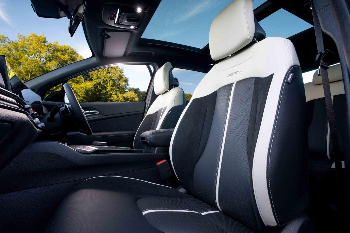 Kia Sportage interior