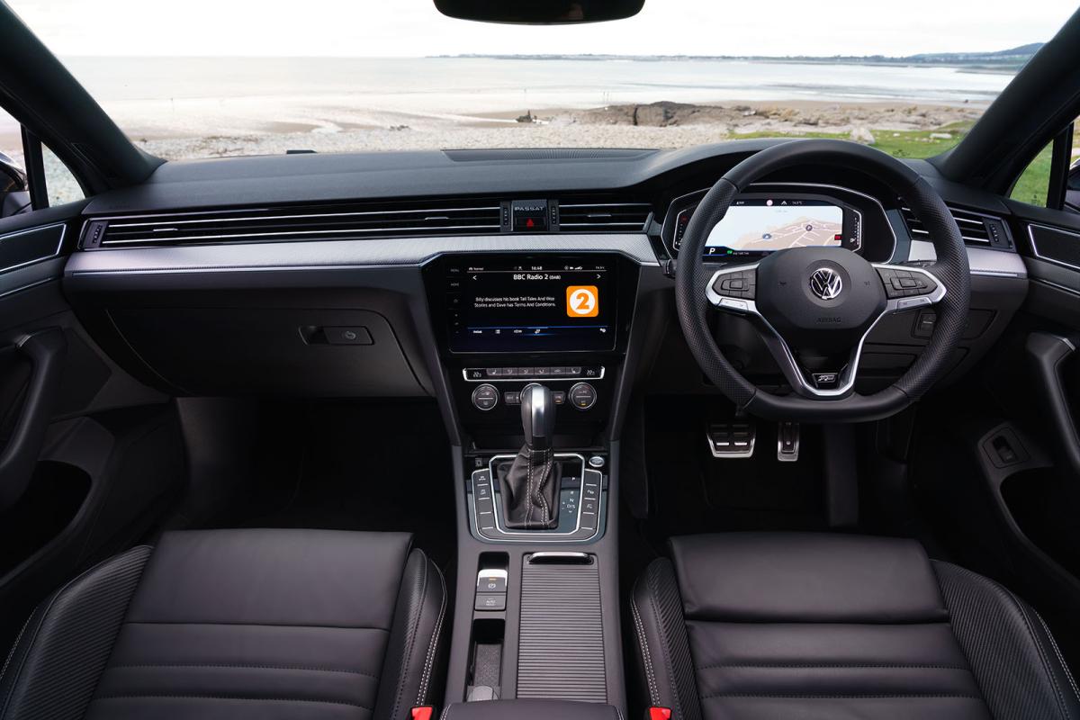 Passat Estate R-line 2020 RHD dashboard