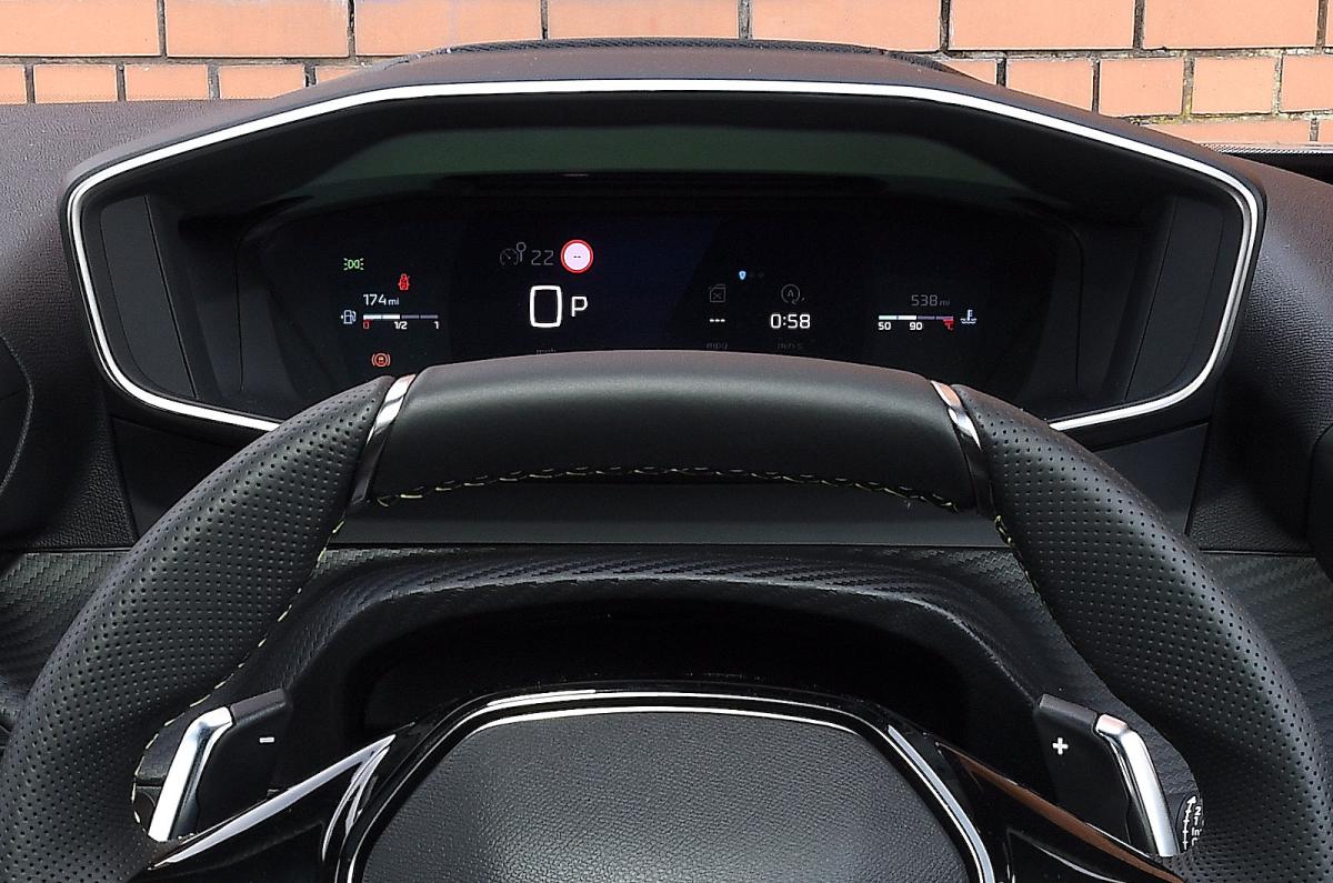 Peugeot 2008 driver display