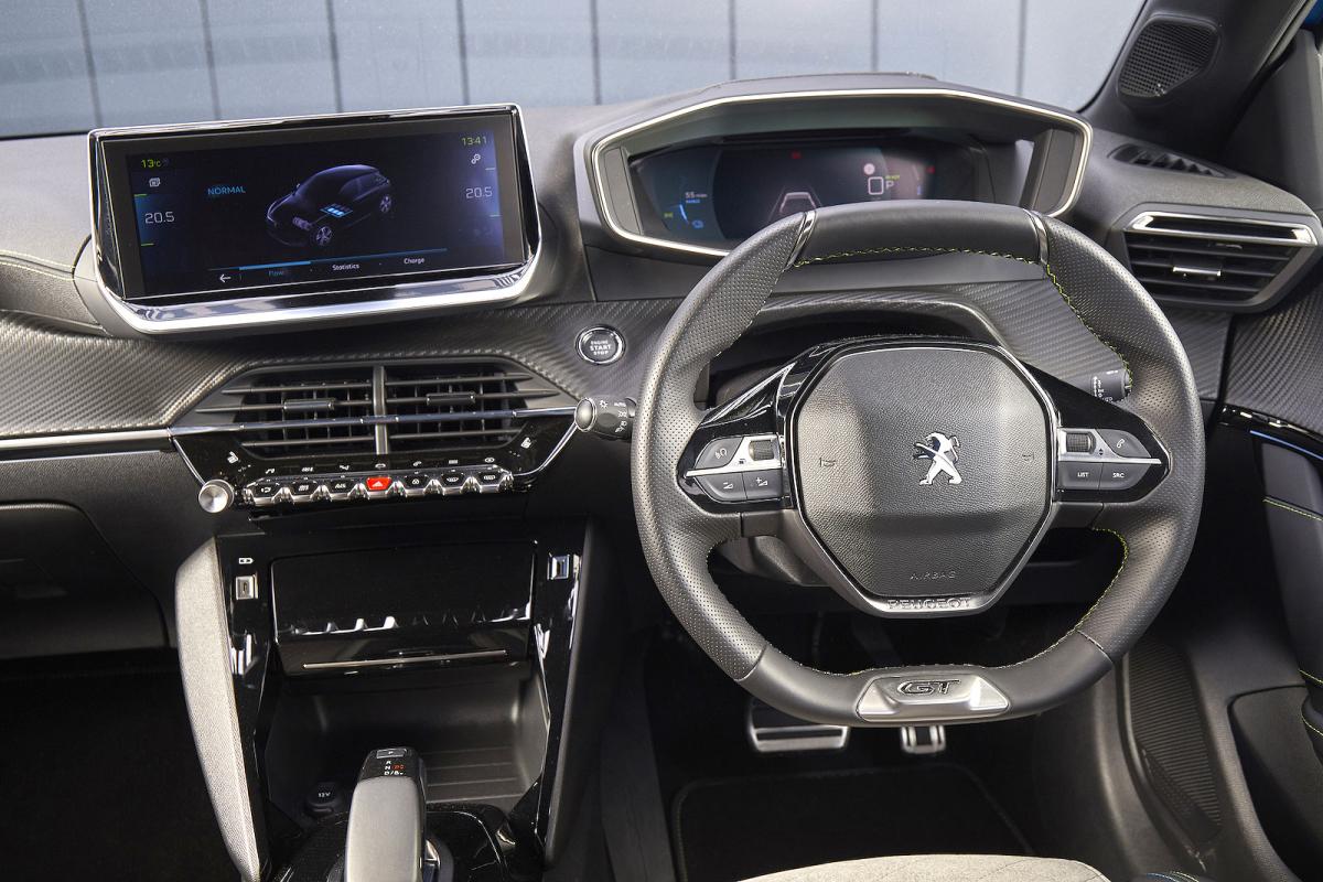 Peugeot 208 interior dashboard