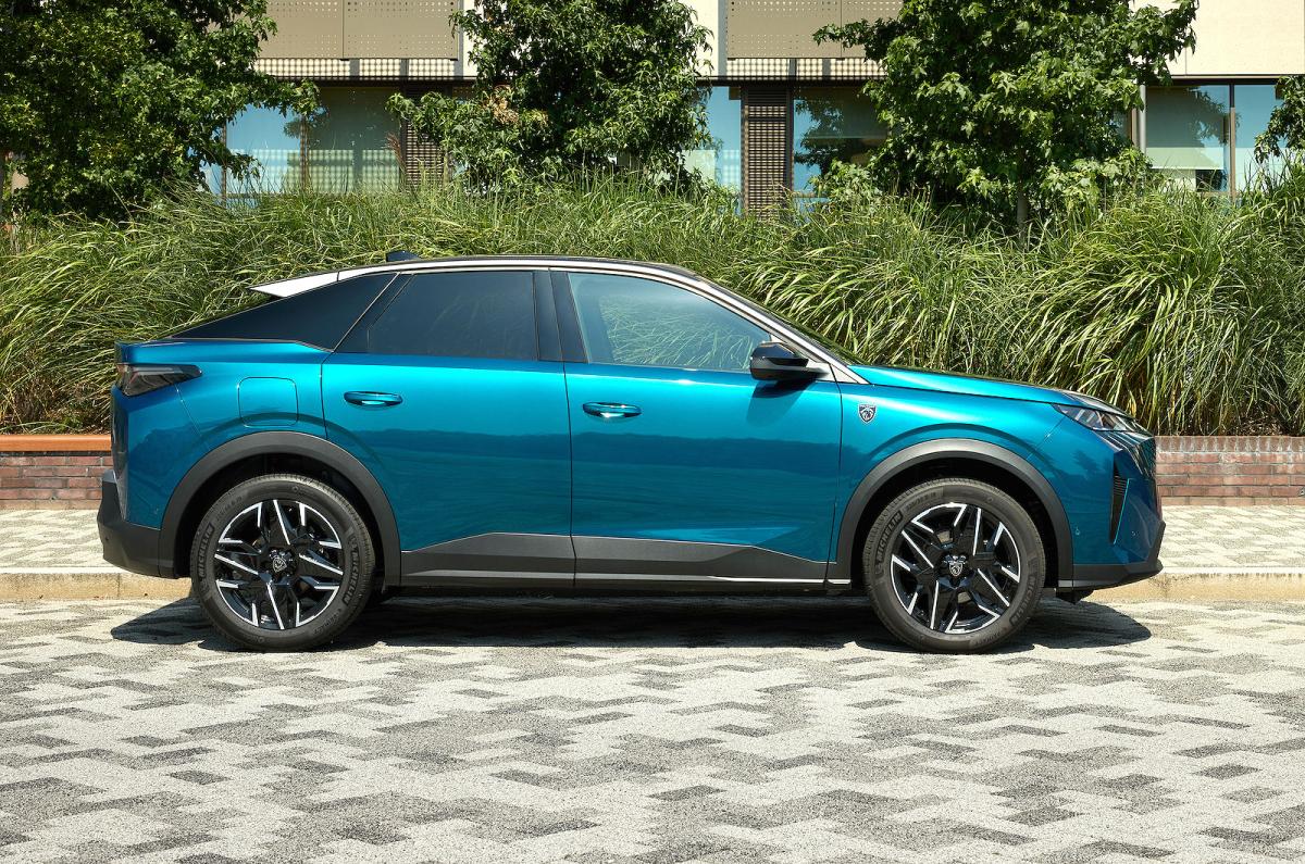 Peugeot 3008 right static