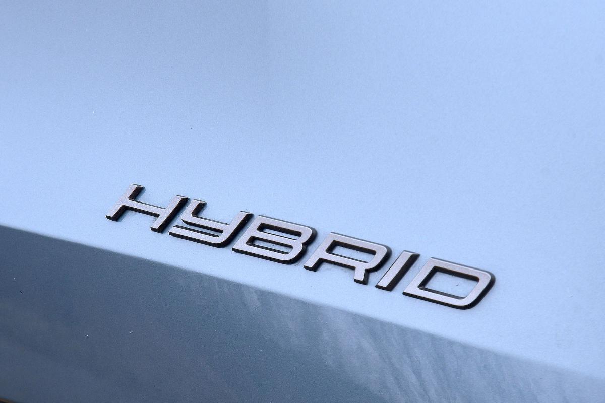 Peugeot 5008 badge