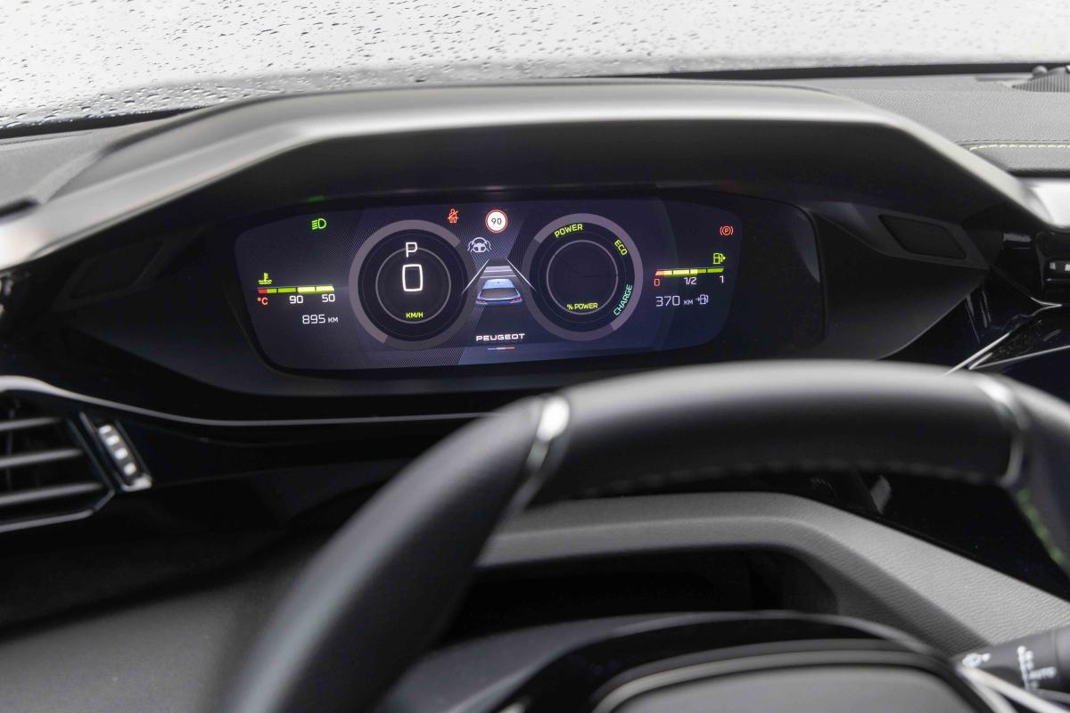 Peugeot 308 SW interior