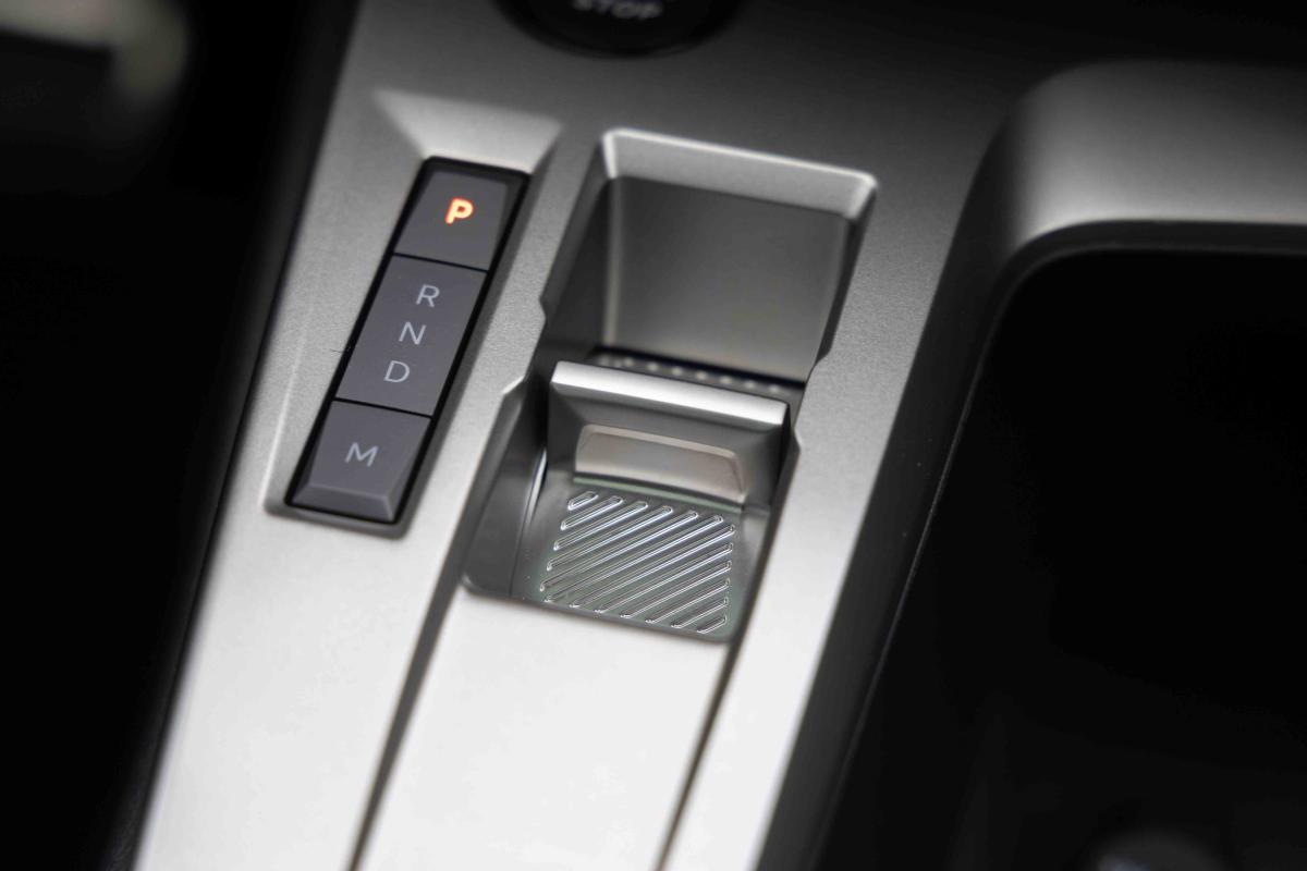 Peugeot 308 SW interior