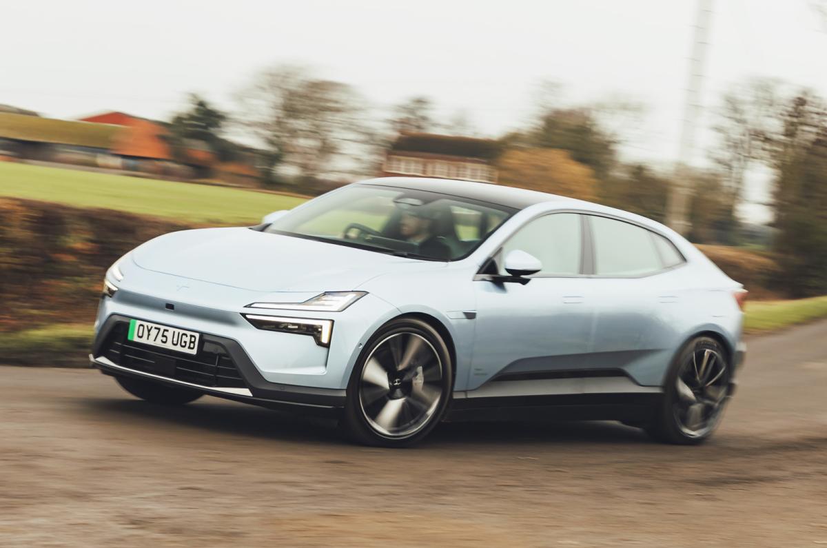 Polestar 4 front cornering