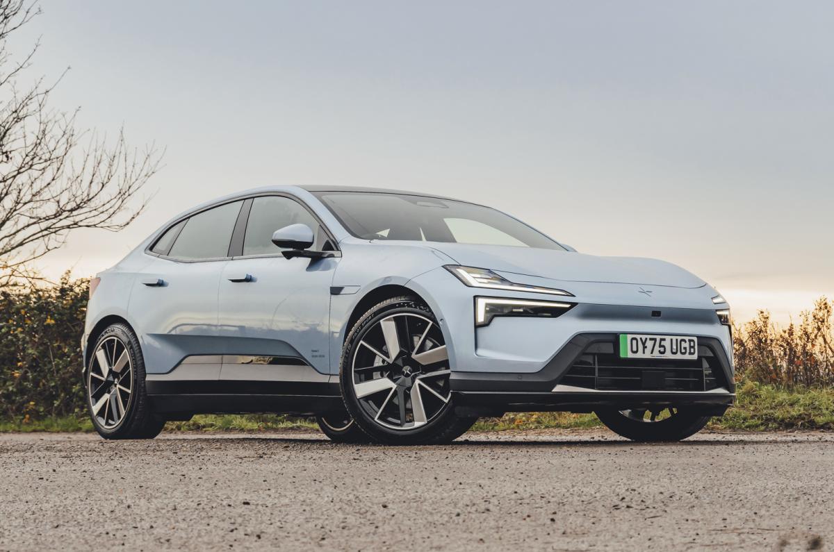 Polestar 4 front static